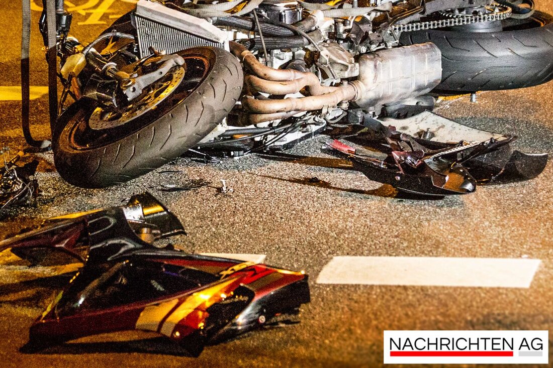 Die Wiener Polizei ermittelt nach Brandstiftung in Favoriten. Ein unbekannter Täter setzte ein Motorrad in Brand. Hinweise erbeten.